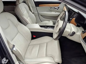 Used Volvo V90 2019 for sale - 78960722: Photo
