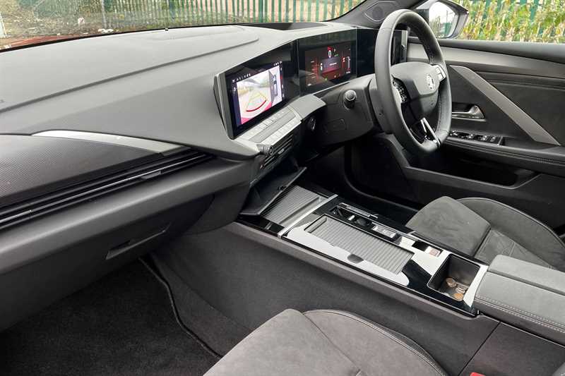 Used Vauxhall Astra 2024 for sale - 77472022: Photo 13