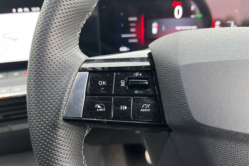 Used Vauxhall Astra 2024 for sale - 77472022: Photo 26