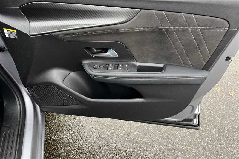 Used Vauxhall Mokka Electric 2022 for sale - 76760837: Photo 41