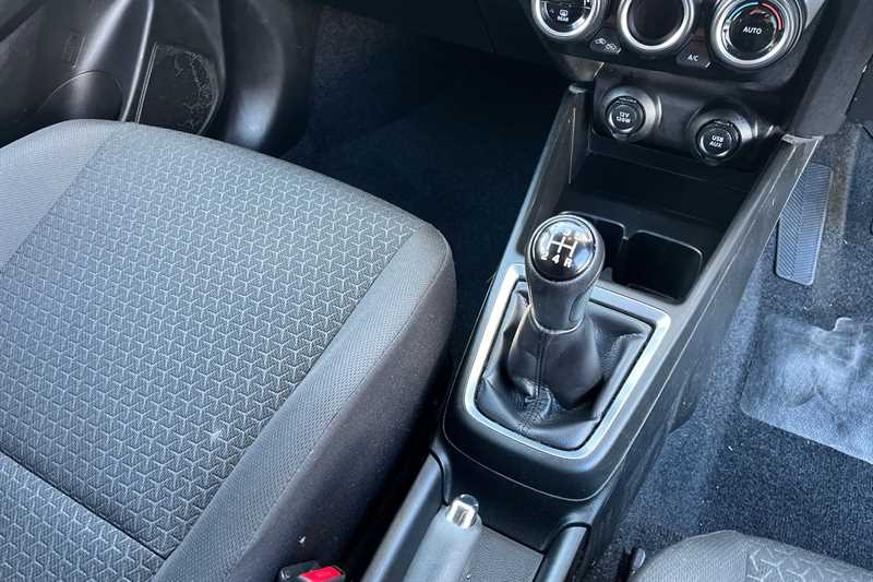 Used Suzuki Swift 2022 for sale - 76442023: Photo 14