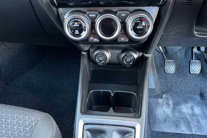 Used Suzuki Swift 2022 for sale - 76442023: Photo 15