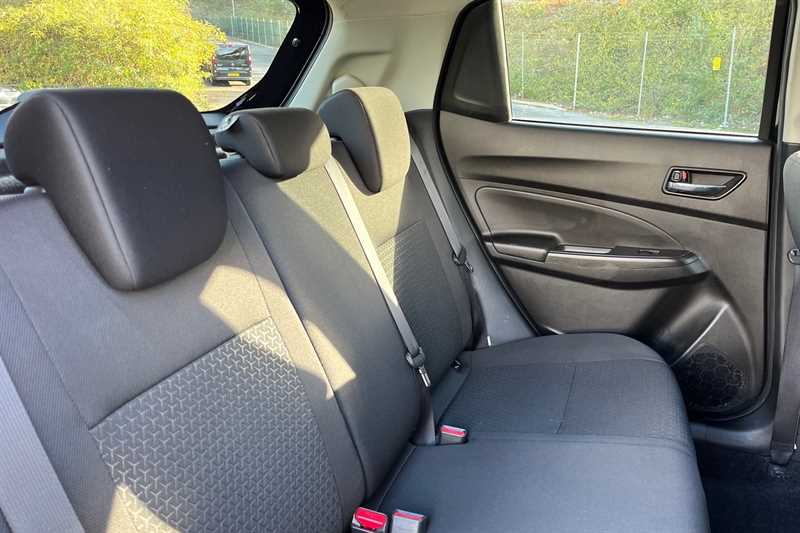 Used Suzuki Swift 2022 for sale - 76442023: Photo 23