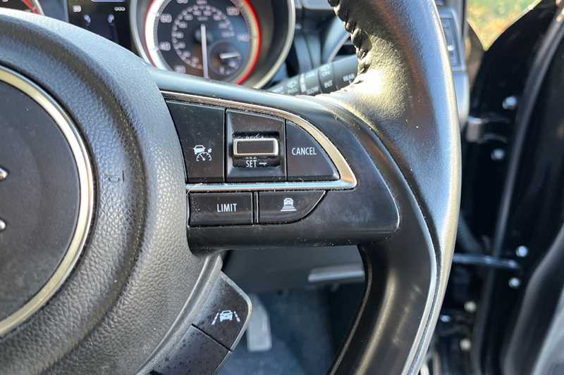 Used Suzuki Swift 2022 for sale - 76442023: Photo 27