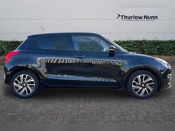 Used Suzuki Swift 2022 for sale - 76442023: Photo