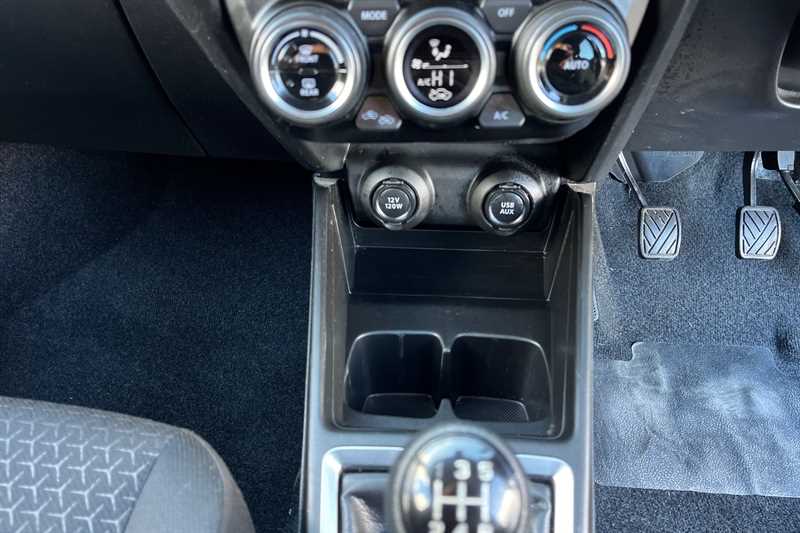 Used Suzuki Swift 2022 for sale - 76442023: Photo 38