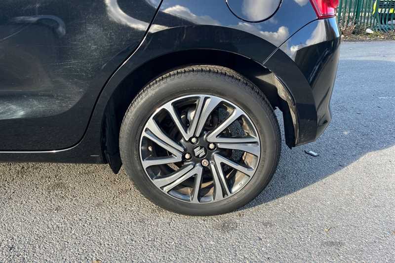 Used Suzuki Swift 2022 for sale - 76442023: Photo 9