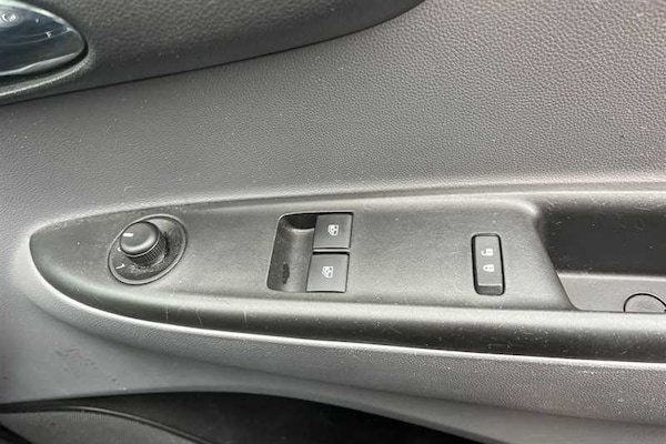 Used Vauxhall Viva 2018 for sale - 76191313: Photo 16