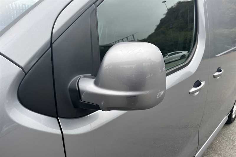 Used Vauxhall Vivaro 2019 for sale - 76229548: Photo 59