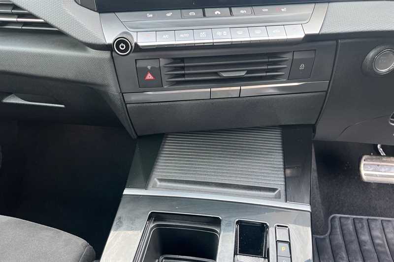 Used Vauxhall Astra 2024 for sale - 77239619: Photo 15