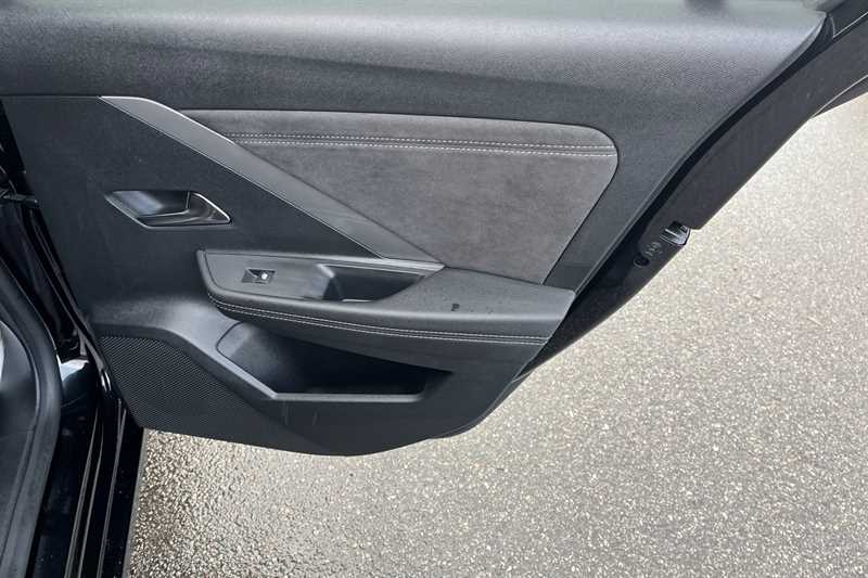 Used Vauxhall Astra 2024 for sale - 77239619: Photo 38