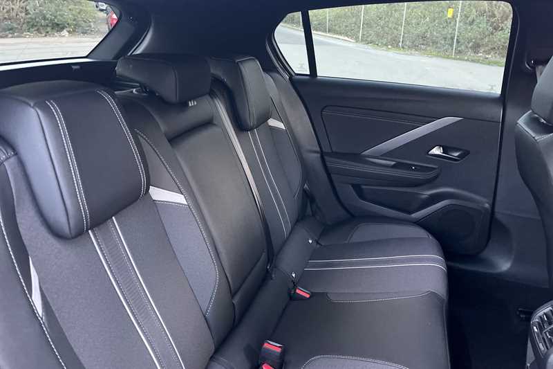 Used Vauxhall Astra 2024 for sale - 77471040: Photo 23