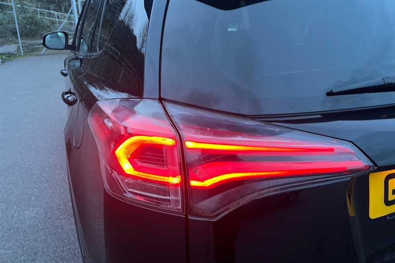 Used Toyota RAV4 2018 for sale - 76875279: Photo 45