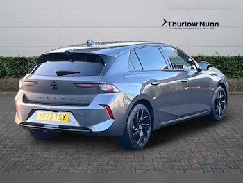 Used Vauxhall Astra 2023 for sale - 76915309: Photo