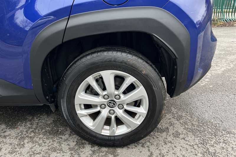 Used Toyota Yaris Cross 2022 for sale - 77146069: Photo 59