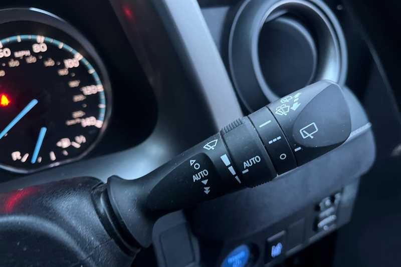 Used Toyota RAV4 2018 for sale - 77471946: Photo 28