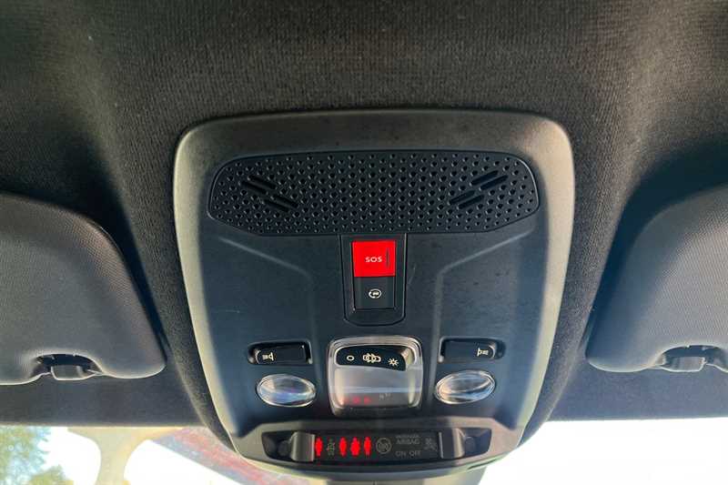 Vehicle 33