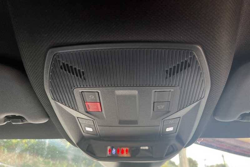 Vehicle 33