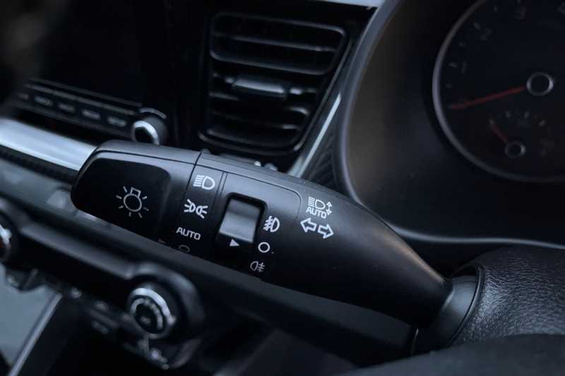 Used Kia Stonic 2022 for sale - 77146576: Photo 29