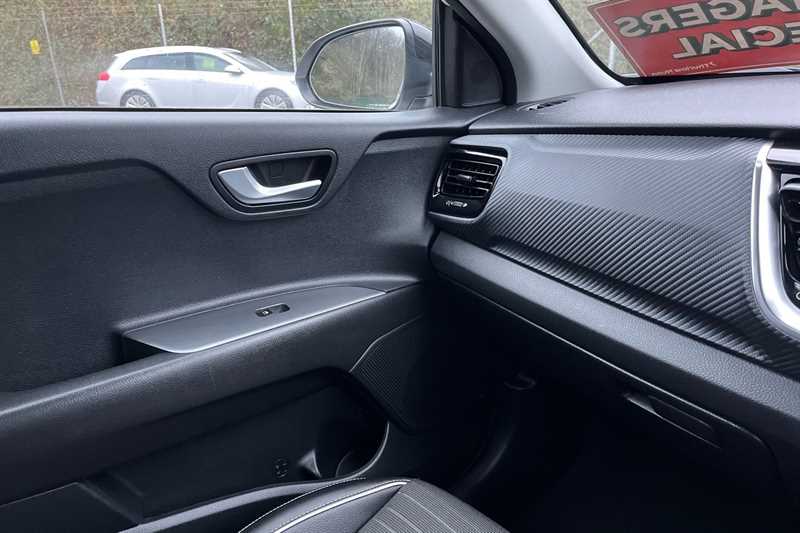 Used Kia Stonic 2022 for sale - 77146576: Photo 40