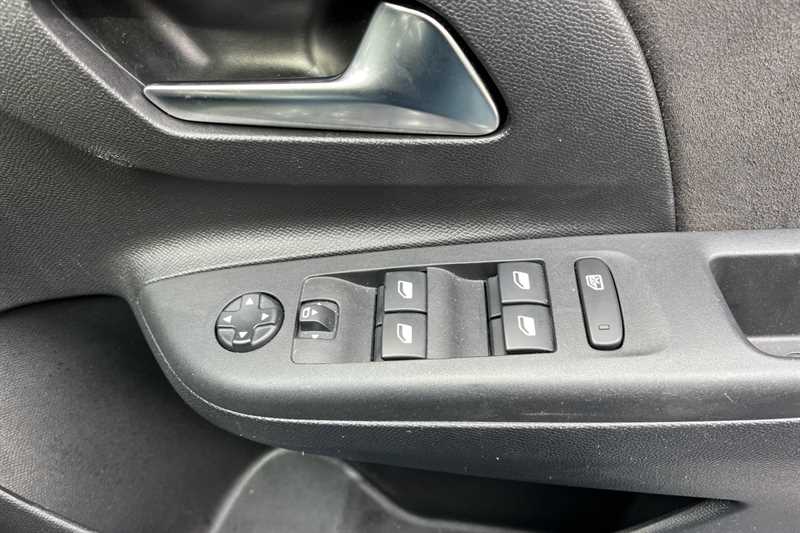 Used Vauxhall Corsa 2022 for sale - 76112561: Photo 16