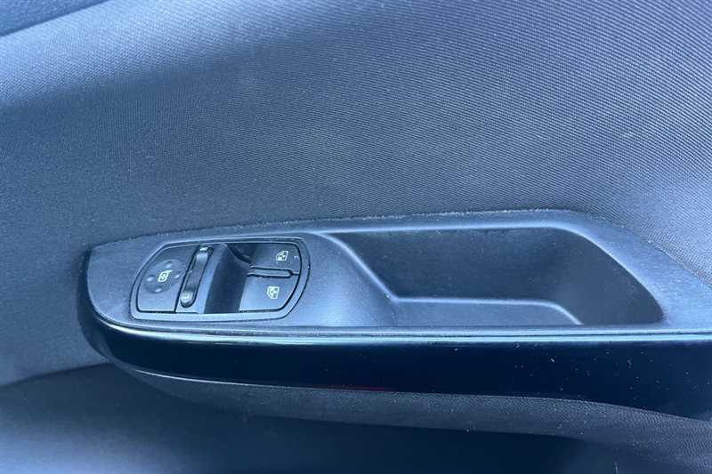 Used Vauxhall Corsa 2017 for sale - 76204418: Photo 16