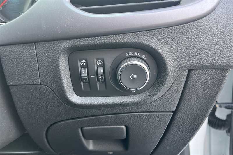 Used Vauxhall Astra 2016 for sale - 77239673: Photo 30