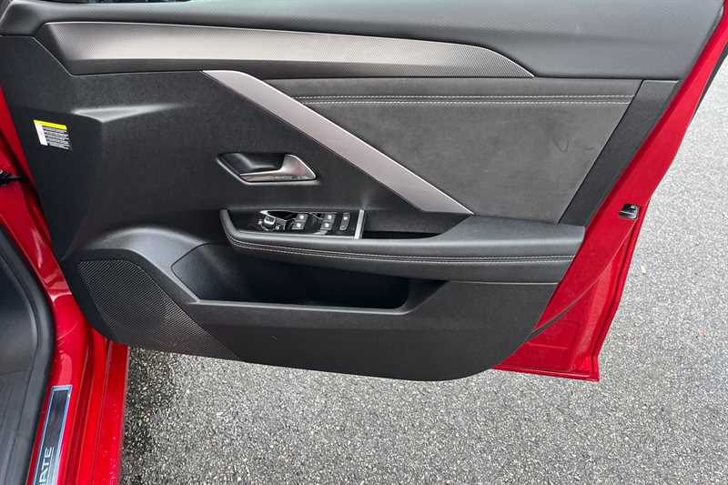 Used Vauxhall Astra 2024 for sale - 77513695: Photo 41