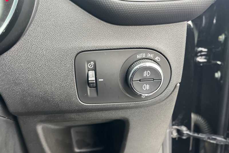 Used Vauxhall Crossland 2022 for sale - 77239630: Photo 30