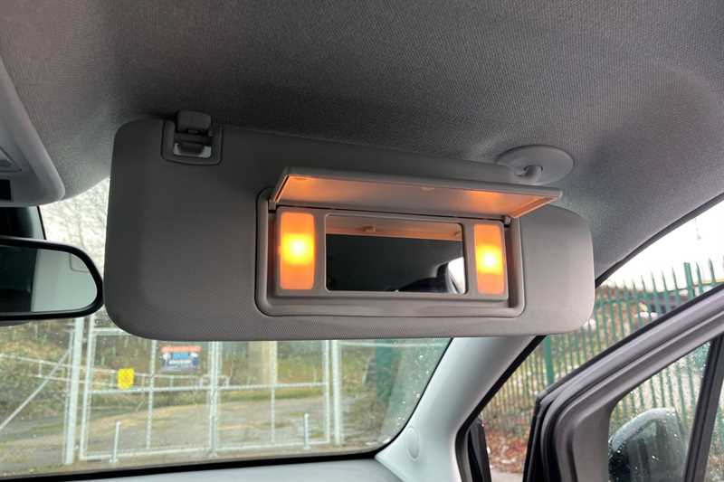 Used Vauxhall Crossland 2022 for sale - 77239630: Photo 36