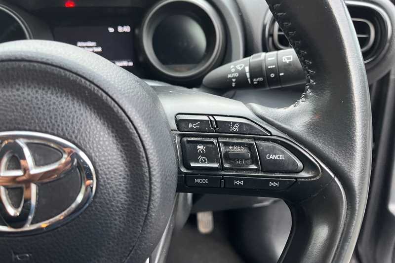 Used Toyota Yaris 2021 for sale - 77471958: Photo 22