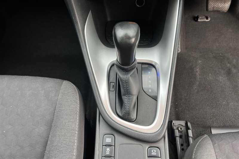 Used Toyota Yaris 2021 for sale - 77471958: Photo 38