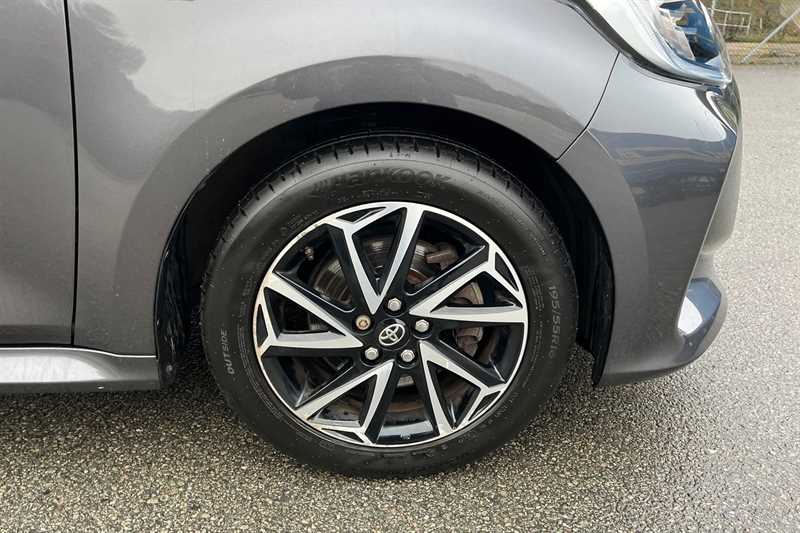 Used Toyota Yaris 2021 for sale - 77471958: Photo 51