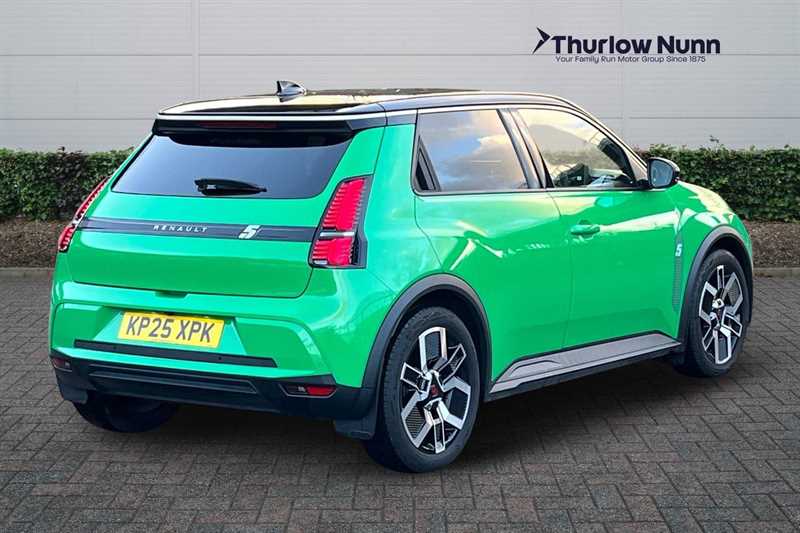 Used Renault 5 E-Tech electric 2025 for sale - 76788540: Photo 3