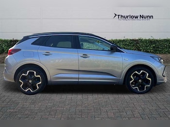 Used Vauxhall Grandland 2022 for sale - 76204499: Photo 2