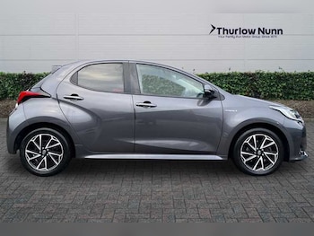 Used Toyota Yaris 2021 for sale - 77347069: Photo