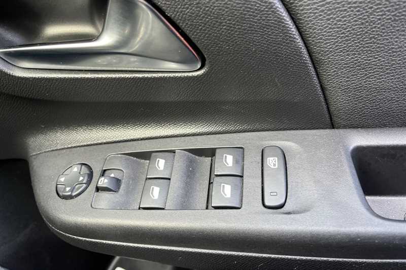 Used Vauxhall Corsa 2022 for sale - 76378648: Photo 16