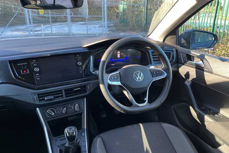 Used Volkswagen Polo 2024 for sale - 77146234: Photo 11