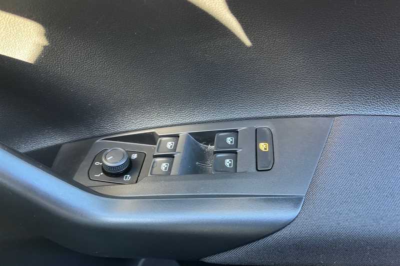 Used Volkswagen Polo 2024 for sale - 77146234: Photo 16