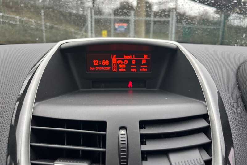 Used Peugeot 207 2014 for sale - 77471117: Photo 18