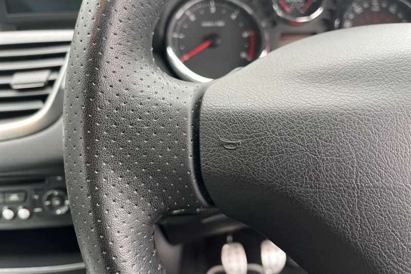 Used Peugeot 207 2014 for sale - 77471117: Photo 21