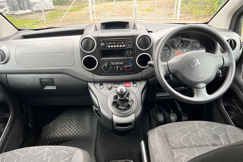 Used Peugeot Horizon 2017 for sale - 76475263: Photo 12