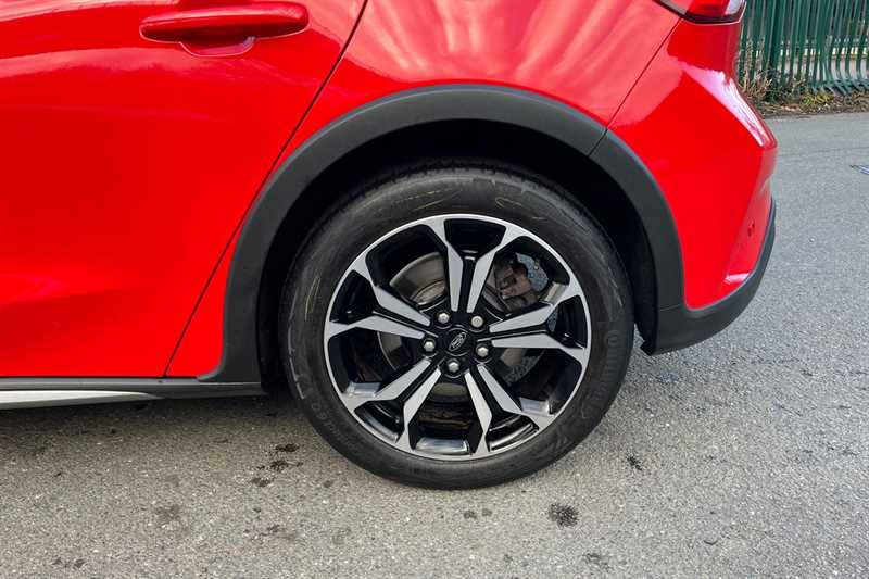 Used Ford Focus 2021 for sale - 77145940: Photo 9