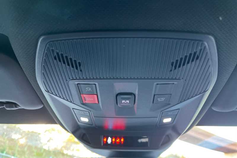 Vehicle 33