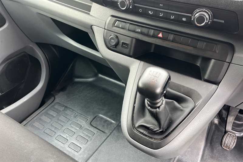 Used Vauxhall Vivaro 2023 for sale - 77513598: Photo 14