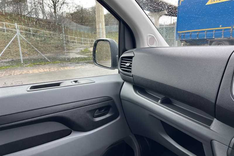 Used Vauxhall Vivaro 2023 for sale - 77513598: Photo 40