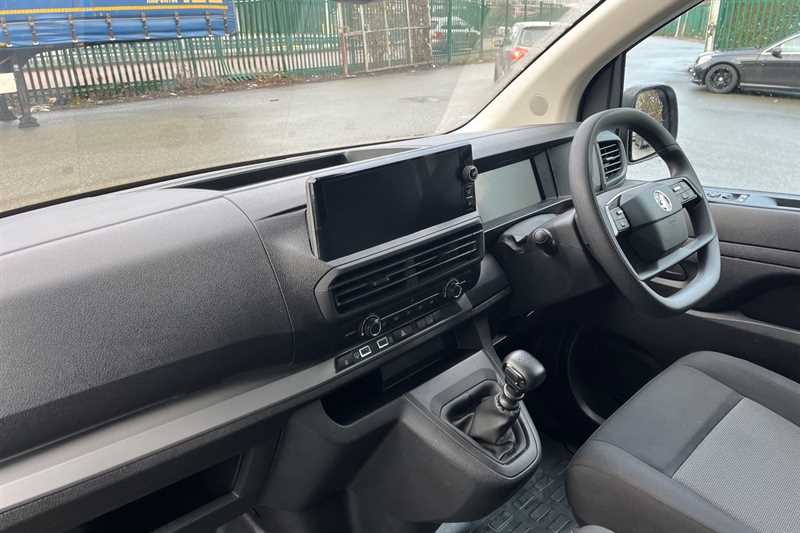 Used Vauxhall Vivaro 2024 for sale - 77472063: Photo 12