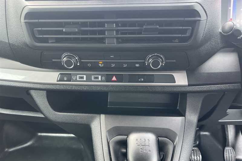 Used Vauxhall Vivaro 2024 for sale - 77472063: Photo 38