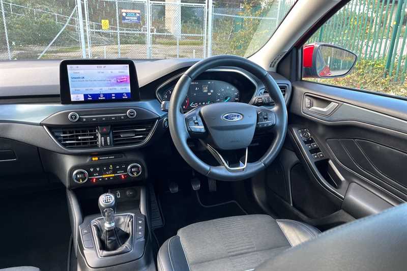 Used Ford Focus 2021 for sale - 77471101: Photo 11