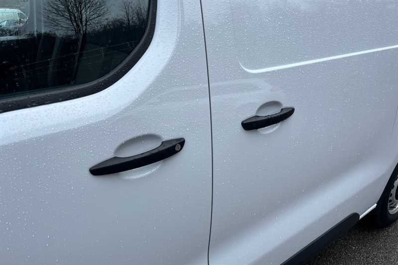 Used Vauxhall Vivaro 2024 for sale - 77471999: Photo 59